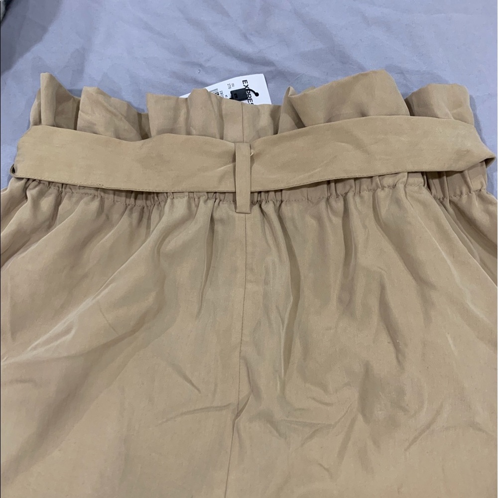 NWT Express Short - Picture 4 of 4